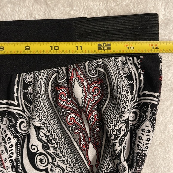 I.N.C. Pants Size Small EUC - Picture 4 of 5
